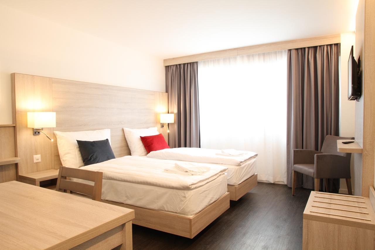 Wego Hotel Vuadens Bagian luar foto