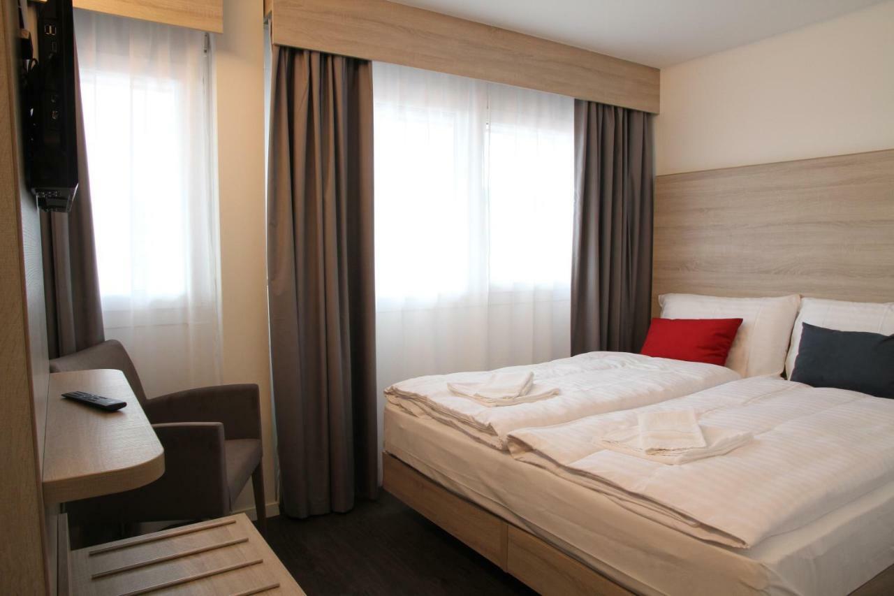 Wego Hotel Vuadens Bagian luar foto